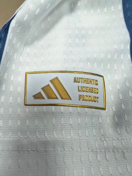 Argentina player jersey label details (14)